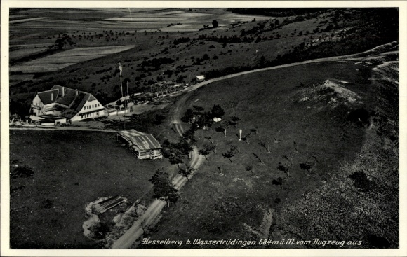 Ak Wassertrüdingen in Mittelfranken, Hesselberg, Fliegeraufnahme