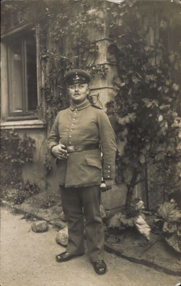 Żołnierz Imperium Ak, portret