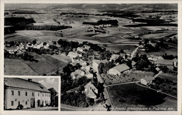 Ak Straßkirchen (bei Passau) Salzweg in Niederbayern, Landschaftsaufnahme, Flugaufnahme, Ort und 