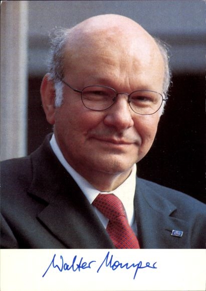 PC politician Walter Momper, former Governing Mayor of Berlin, portrait, autograph