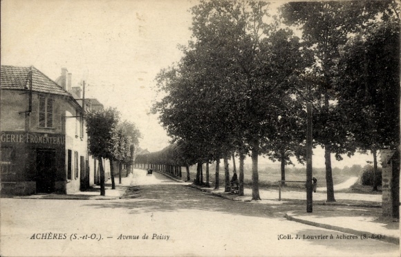 Postcard Acheres Yvelines, Avenue de Poissy, shop, trees along the roadside, quiet street