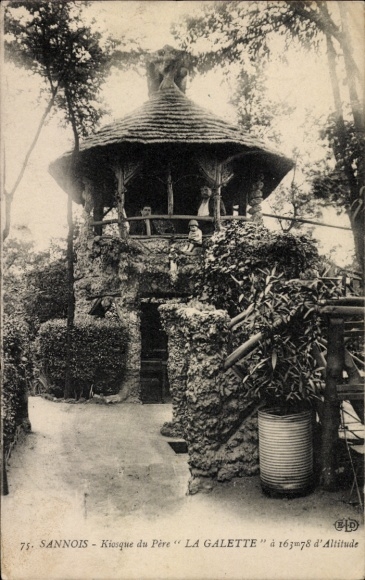 Ak Sannois Val d’Oise, Kiosque du Père "LA GALETTE", Gartenhaus, Personen am Balkon