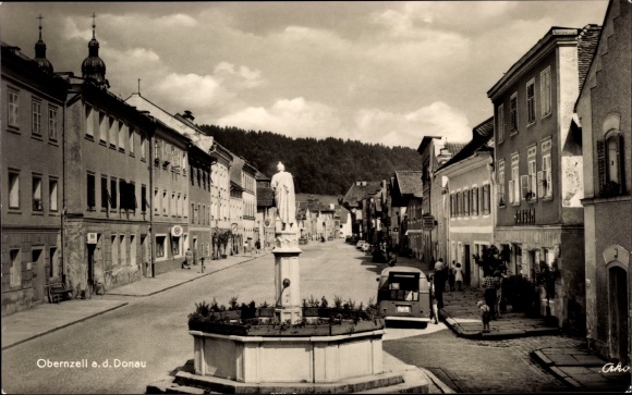 Postcard Obernzell on the Danube Lower Bavaria, market square with Florian&#39;s fountain