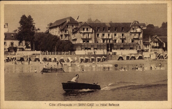 KP Saint Cast Cotes d'Armor, Hotel Bellevue, motorówka na jeziorze
