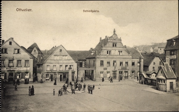 PC Ottweiler in Saarland, Schlossplatz