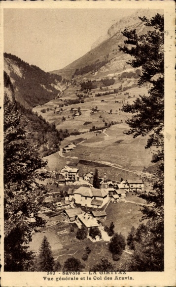 CPA La Giettaz Savoie, Vue générale en le Col des Aravis
