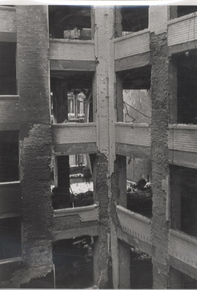 Original Foto Berlin Wilmserdorf, Westfälische Straße 67, Otto Kosukewitz, um 1946, ca. 13 x 18 cm