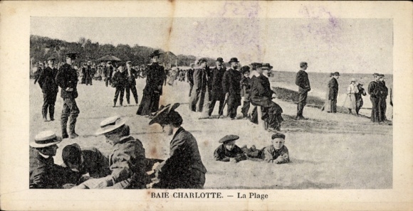 Postcard Grahamlands Australia, Charlotte Bay, beach life
