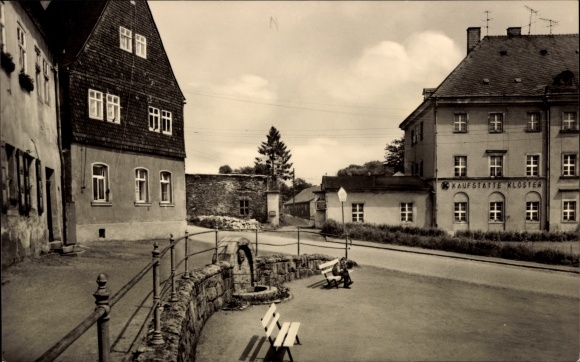 Postcard Grünhain in the Erzgebirge Saxony, Mönchsbrunnen