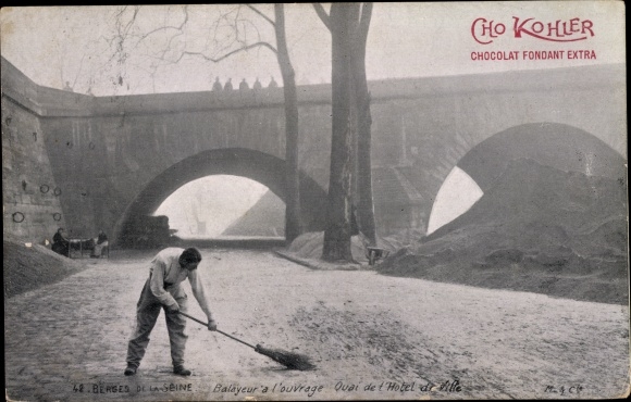 Postcard street cleaner, broom, bridge, street scene