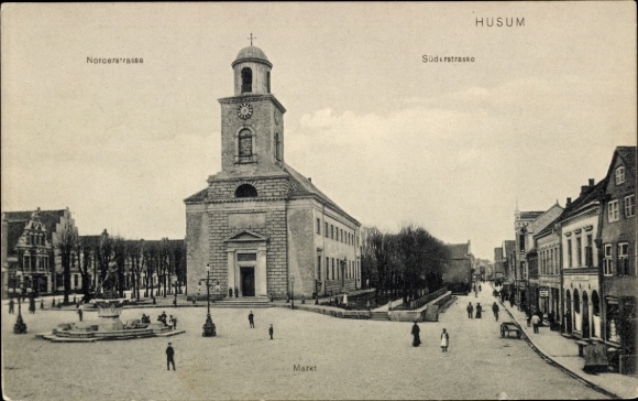 Ak Husum in Nordfriesland, Norderstraße, Süderstraße,  Kirche, Menschen, Brunnen