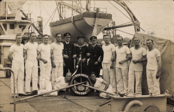 Foto Ak Reichsmarine, Matrosen, Kreuzer Arcona