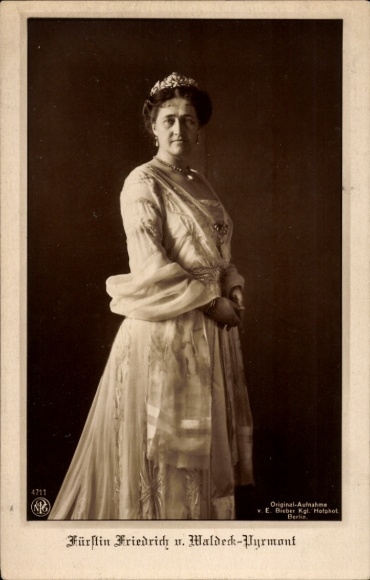 Postcard Princess Friedrich of Waldeck Pyrmont, portrait