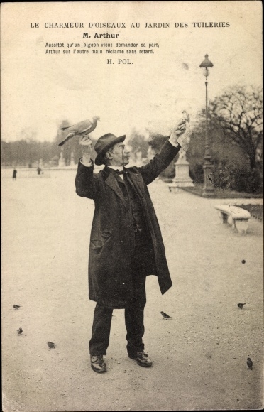 Postcard Paris, The Bird Charmer in the Tuileries Garden, Mr. Arthur
