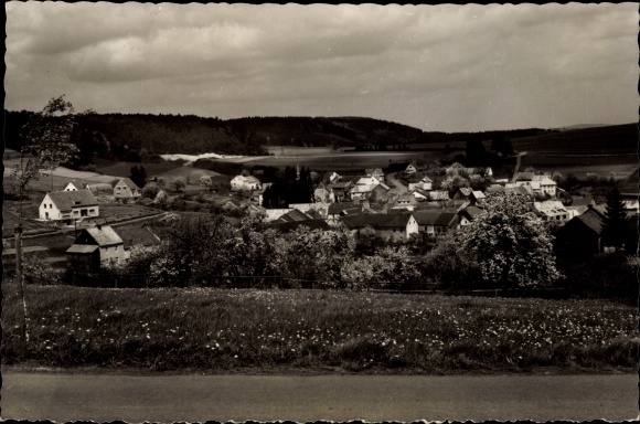 Ak Deudesfeld in der Eifel, Teilansicht vom Ort