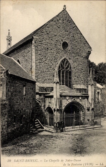 KP Saint Brieuc Côtes d'Armor, kaplica Notre-Dame de la Fontaine