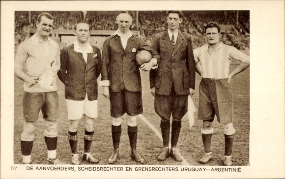 Postcard Olympic Games 1928, The captains, referees and linesmen Uruguay Argentina