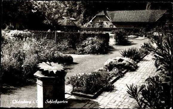 10 old PCs Oldenburg in Holstein, various views