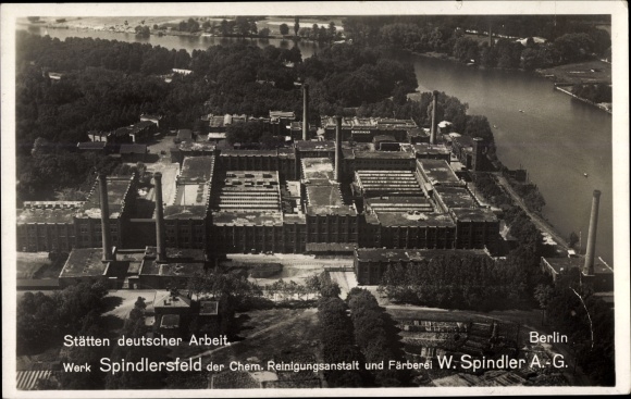 Postcard Berlin Köpenick Spindlersfeld, chemical cleaning and dyeing W. Spindler AG, bird show
