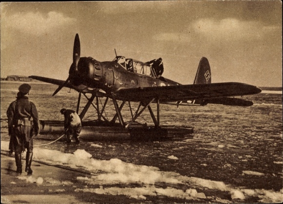 Postcard German Air Force, on-board and coastal reconnaissance Arado Ar 196, seaplane