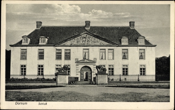 Ak Dornum in Ostfriesland, Schloss, Außenansicht