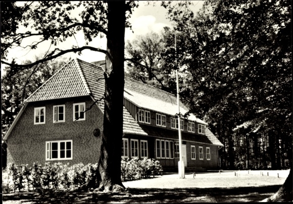 PC Inzmühlen Handeloh Lower Saxony, view of the Hans Breuer house
