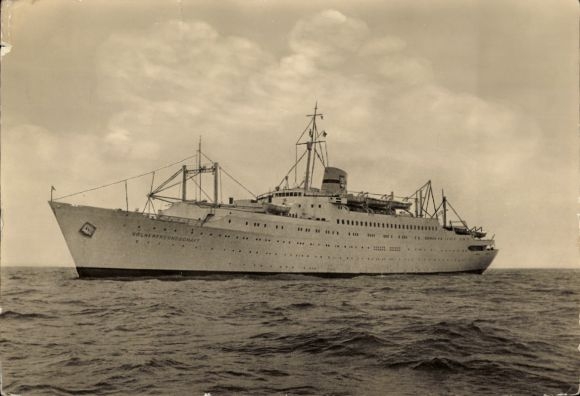 Postcard FDGB holiday ship Völkerfreundschaft