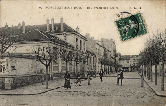 CPA Fontenay sous Bois Val de Marne, Boulevard des Écoles