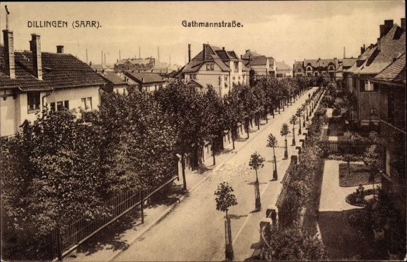 Postcard Dillingen in Saarland, Gathmannstrasse