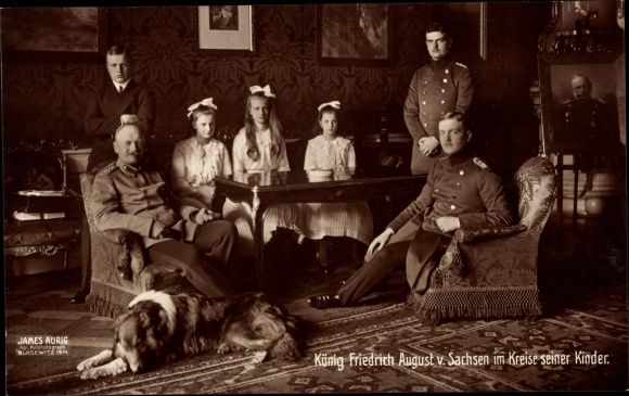 PC King Friedrich August III. of Saxony surrounded by his children