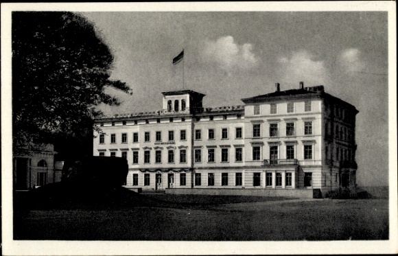 Postcard Heiligendamm Bad Doberan, Haus Mecklenburg, forecourt