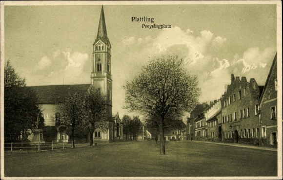Postcard Plattling im Gäuboden Niederbayern, Preysingplatz, church, monument