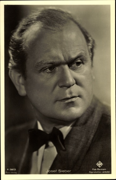 Postcard actor Josef Sieber, portrait, Ufa Film, Ross Verlag A 2987 1, autograph