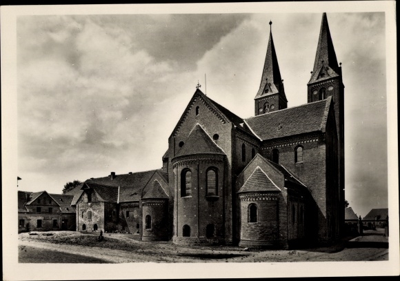 Postcard Jerichow on the Elbe, Premonstratensian monastery, east view