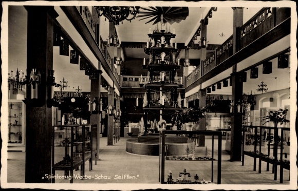 Postcard Seiffen in the Erzgebirge, toy advertising show, pyramid