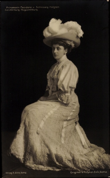 Ak Prinzessin Feodora von Schleswig-Holstein-Sonderburg-Augustenburg, Portrait, Hut