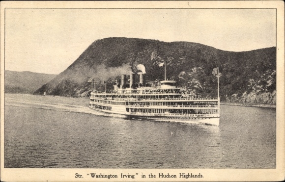 Postcard steamer Washington Irving on the Hudson