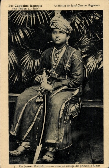 Postcard Mission of the Capuchins in India, Mission Sacre Coeur in Rajputana, young Rajah