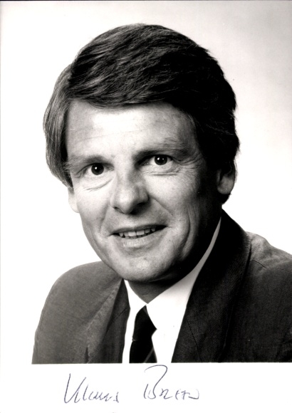 Postcard journalist and presenter Klaus Bresser, autograph