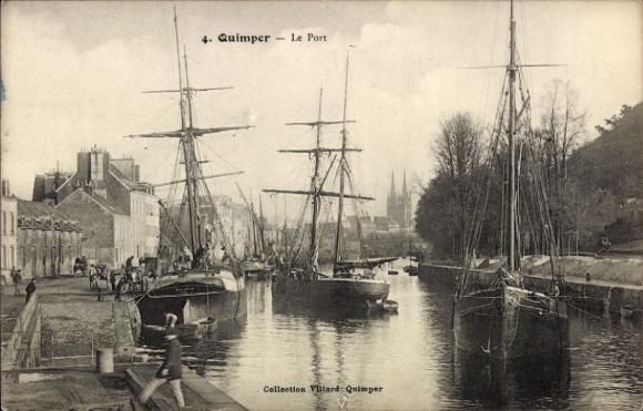 Postcard Quimper Finistère, harbor view, sailing ships, buildings on the shore