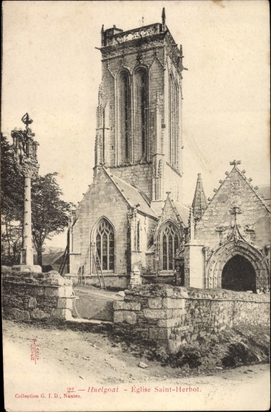 Postcard Huelgoat Finistere, Eglise Saint Herbot