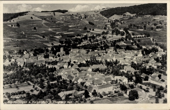 Postcard Bischoffingen Vogtsburg im Kaiserstuhl, aerial photograph