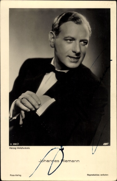 Postcard actor Johannes Riemann, Ross Verlag A 3361 1, portrait, autograph