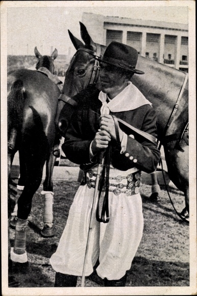 Collective picture Olympia 1936, Mexican groom at the polo tournament