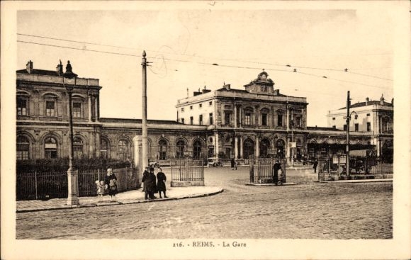 Ak Reims Marne, Bahnhof