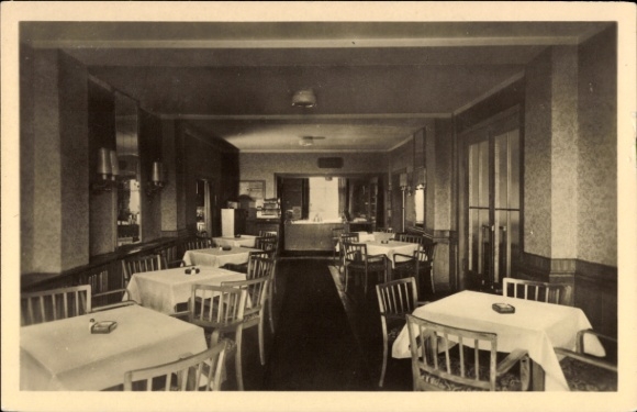 Postcard Oberhof in the Thuringian Forest, interior view of a dining room, table arrangements, quiet atmosphere