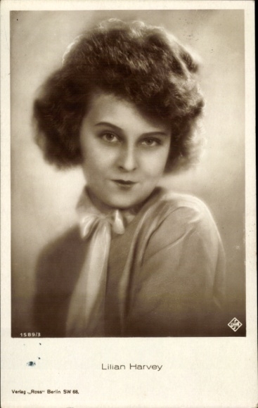Ak Schauspielerin Lilian Harvey, Portrait, UfA