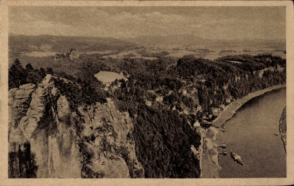 Ak Rathen an der Elbe Sächsische Schweiz, Landschaftsaufnahme, Felsen, Fluss, Wälder, Sächsische 