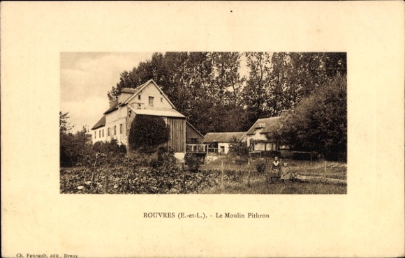 KP Rouvres Haute Marne, Le Moulin Pithron, budynek, ogród, las, wiejska okolica