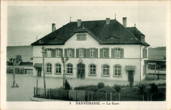 Postcard Dannemarie Dammerkirch Alsace Haut Rhin, train station